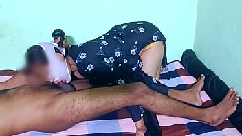 स्कूल टीचर ने अपने नर्सरी की मैडम से की हॉट चुदाई