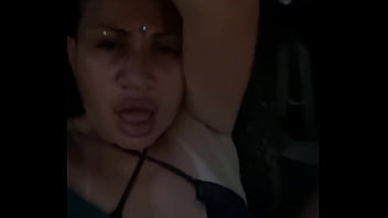 O motorista ficou me provocando at&eacute_ que eu ca&iacute_ de boca no pau dele dentro do carro