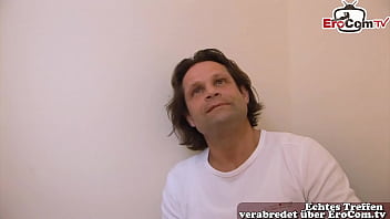 bischen dumme deutsche brü_nette natur titten teen erstes mal amateur casting