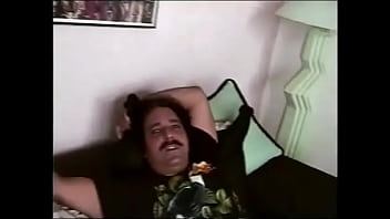 Seymore Butts e Ron Jeremy fodendo Devon Shire