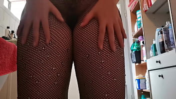 Italian stepmom wets her pantyhose in the shower to turn you on