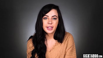 Naughty MILF pornstar Whitney Wright fucks herself during hot masturbation