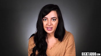 Naughty MILF pornstar Whitney Wright fucks herself during hot masturbation