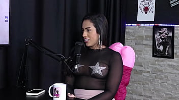 Come&ccedil_ou no liberal, sente prazer em ver pessoas transando e fez gang bang com treze homens - Karen Bessa (SHEER/RED)