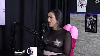 Come&ccedil_ou no liberal, sente prazer em ver pessoas transando e fez gang bang com treze homens - Karen Bessa (SHEER/RED)