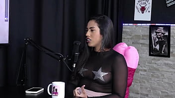 Come&ccedil_ou no liberal, sente prazer em ver pessoas transando e fez gang bang com treze homens - Karen Bessa (SHEER/RED)