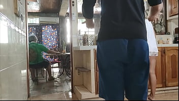 Follando a LA Hijastra Del Viejo Vecino Con Gran Culo y Como Grita La Catira.