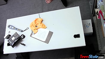 Latina teen shoplifter Kiarra Kai agrees to serve a perv guards big dick