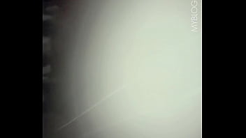 VAMOS A CENAR EN NUESTRA PRIMERA CITA Y TERMINAMOS FOLLANDO DE PERRITO EN LAS ESCALERAS DE SU DEPARTAMENTO