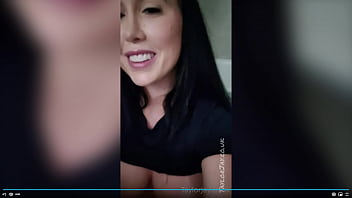 Taylor Jaye Hot Solo