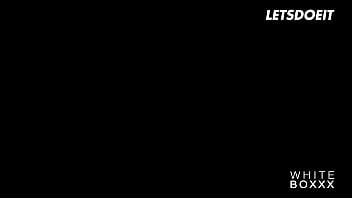 Czech Babe Sarah Kay Has Morning Sex With A Big Cock Stud - WHITEBOXXX