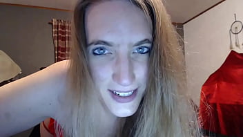 Pale Roxxxanne69 anal beads