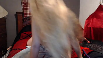 Pale Roxxxanne69 anal beads