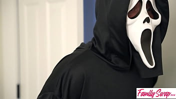 Chloe Temple &amp_ Millie Morgan Enjoy a Screamingly great Swapfamily Orgasm this Halloween Night - S8:E2