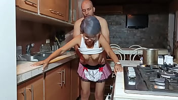 I fuck my stepmom in the kitchen while daddy is in the room