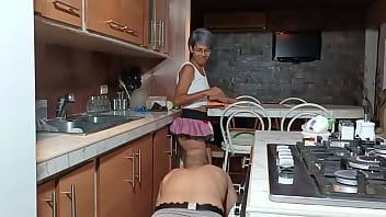 I fuck my stepmom in the kitchen while daddy is in the room