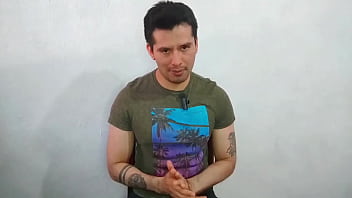 Hombre Oficinista es penetrado a pelo por el chacal casado dotado de 23cm de la tiendita de la esquina! Relato sexual