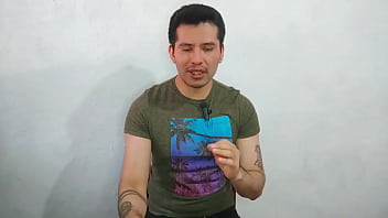 Hombre Oficinista es penetrado a pelo por el chacal casado dotado de 23cm de la tiendita de la esquina! Relato sexual