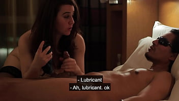 Casimiro asks for a massage in his room, not knowing that it would have a happy ending.