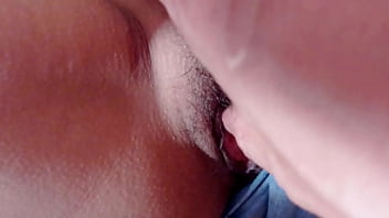 xxx la vecina esta sola me como su postre hum rico