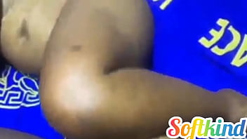 I feel so horny when the fingering is going on