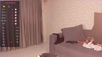 Solo web cam girl playing with her amazing tits all alone