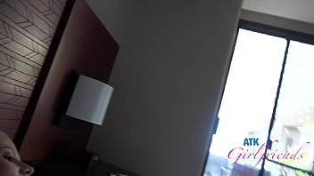 Paris White has amazing orgasm and fucked in multiple positions (footjob, blowjob and doggystyle)