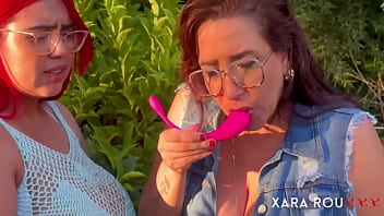 Un Desconocido Nos Ofrece Dinero A Mi Madrastra Y A Mi Para Controlar El Juguete En Publico