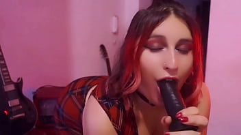 &quot_Quiero ver c&oacute_mo te la coges en frente m&iacute_o&quot_ Pendeja Argentina te regala un JOI con Role Play TRIO por San Valentin POV