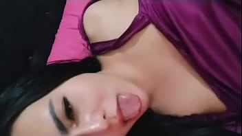 Waria shemale Indonesia sange ngocok