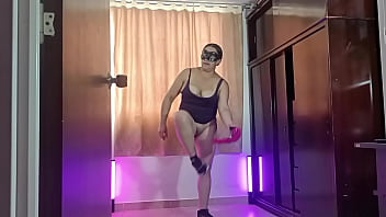 Esposa Puta Seduce A Los Amigos De Su Marido Con Videos Ejercit&aacute_ndose Desnuda Le Encanta La Verga De Extra&ntilde_os