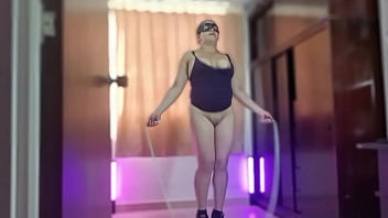 Esposa Puta Seduce A Los Amigos De Su Marido Con Videos Ejercit&aacute_ndose Desnuda Le Encanta La Verga De Extra&ntilde_os