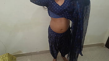 20 yers old Indian desi girlfriend creampi pussy fucking first time