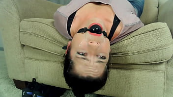 Stepmom&#039_s &quot_Deepthroat Ballgag&quot_ Challenge