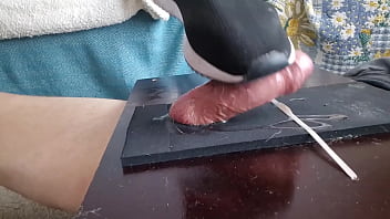 Training Shoe Cock Trample 100kg Guy