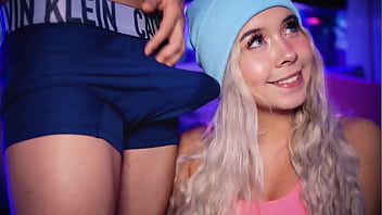 My friend&#039_s cock couldn&#039_t resist getting hard while I play with it