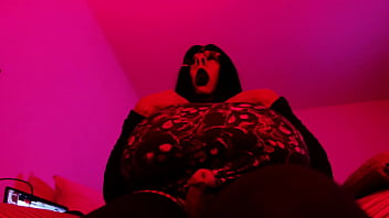 Voluptuous Shemale Bimbo Karola TS