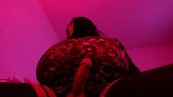 Voluptuous Shemale Bimbo Karola TS