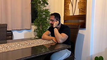 Vizinho nerd veio me ajudar, e acabou achando coisas que nao deveria ver no meu computador.