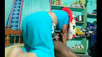 Ex-girlfriend having sex with married boyfriend