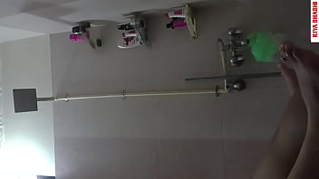 Indian cute bhabhi ki bathroom me ki ghodi bnake chudai jija ji ne