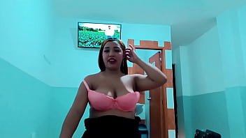fucking my wife Keilimar after two months without seeing her, then I record her in the shopping center eating because she is the prettiest brunette in Colombia