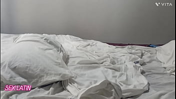 Que rica verga me como y deja su semen adentro de mi