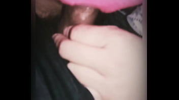 Le mamo la verga a un desconocido que me encontr&eacute_ en un parque en Atizap&aacute_n solo para desquitarme de que mi novio me fue infiel con su compa&ntilde_era de trabajo