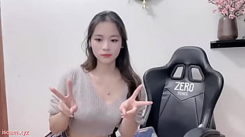 too horny I need a huge cock inside