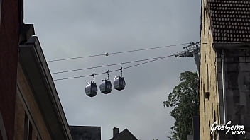 Alice, 35 ans, a envie de s&rsquo_amuser avec la petite Candy, 19 ans