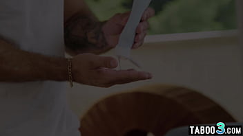 Petite Candie Luciani gets sensual massage with a special anal surprise