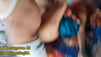 Hot begum looking horny and romantic outdoor sex video