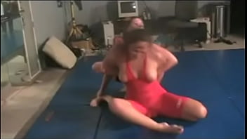 Ariel X vs Natalia Love