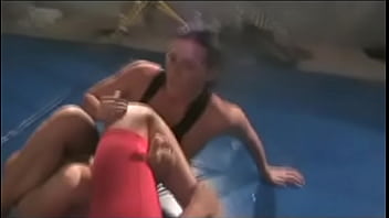 Ariel X vs Natalia Love